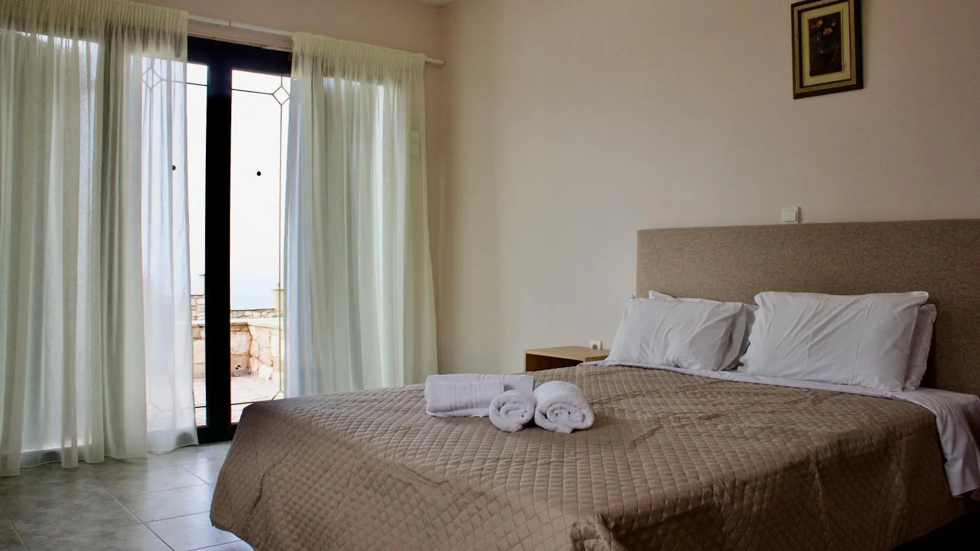 Niforos Panorama Apartment Vovikes