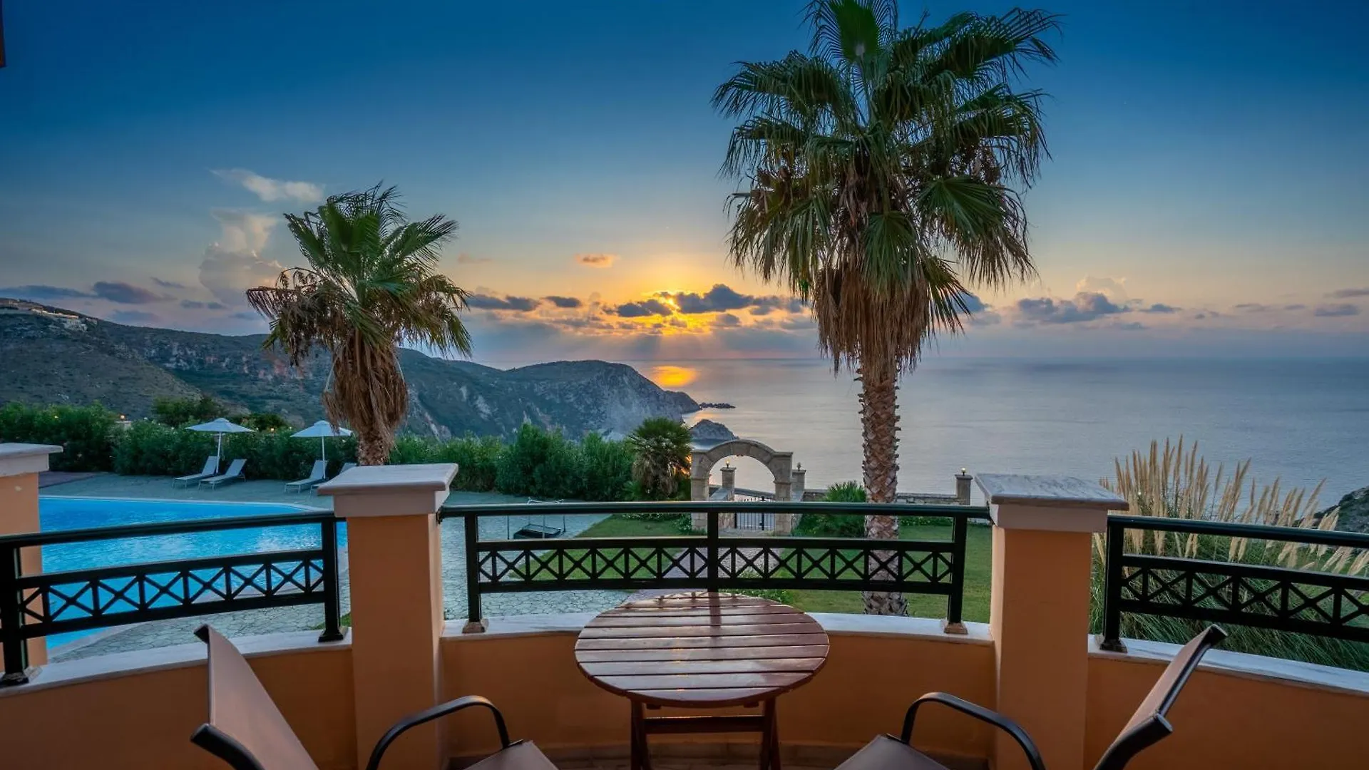 Niforos Panorama Apartment Vovikes